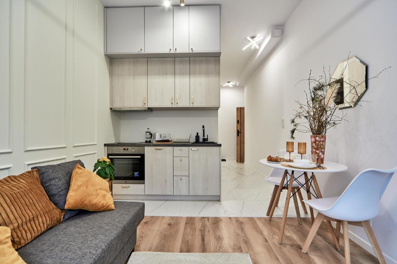 Superapart Marywilska 68B Varsovia Exterior foto